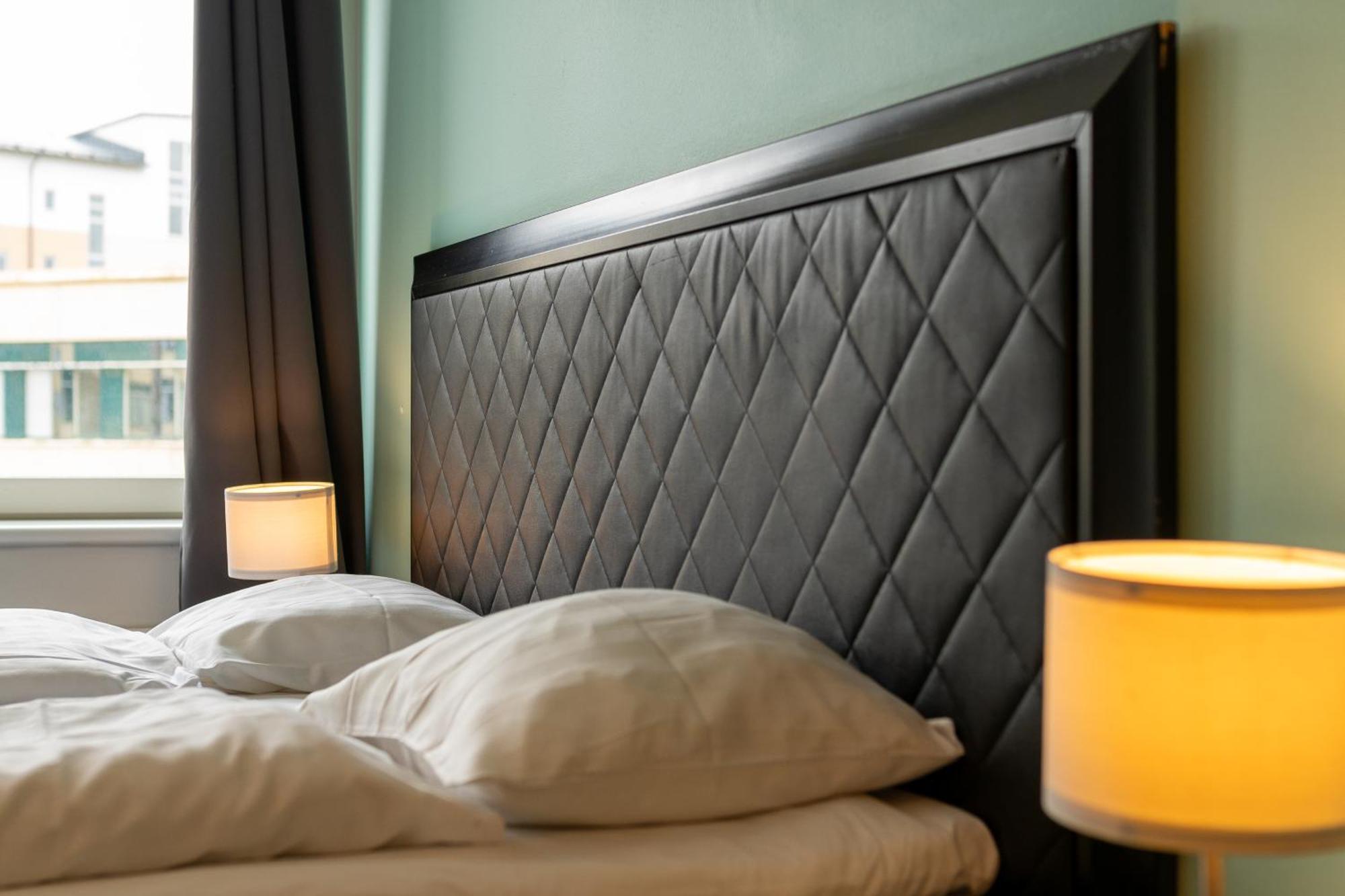 Stockholm Hotel Apartments Соллентуна Экстерьер фото